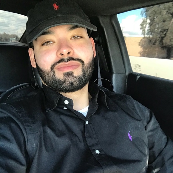 Meet your Posher, Chris - Picture 1 of 1